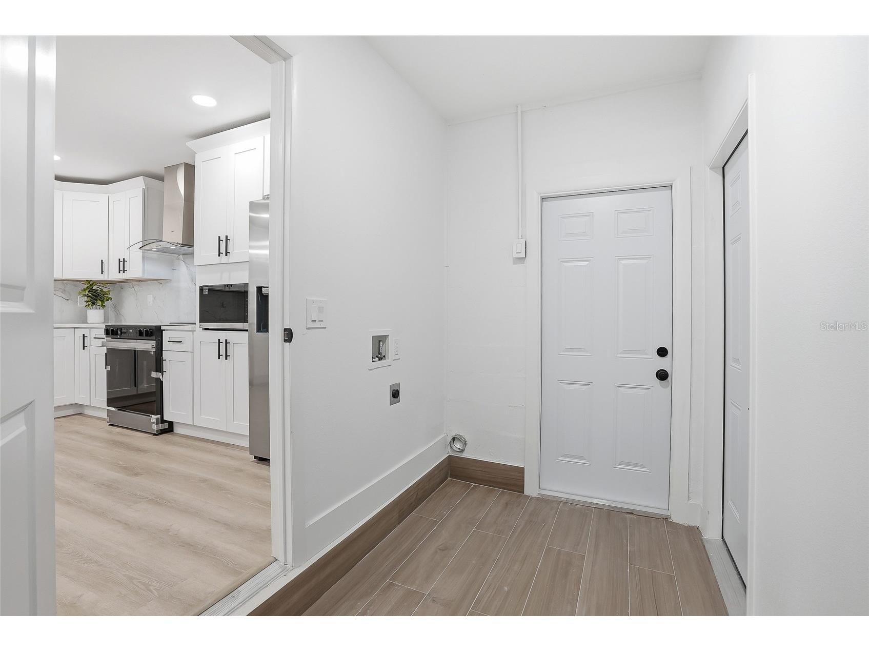 8709 Fountain Avenue Tampa FL 33615 TB8513851 image16