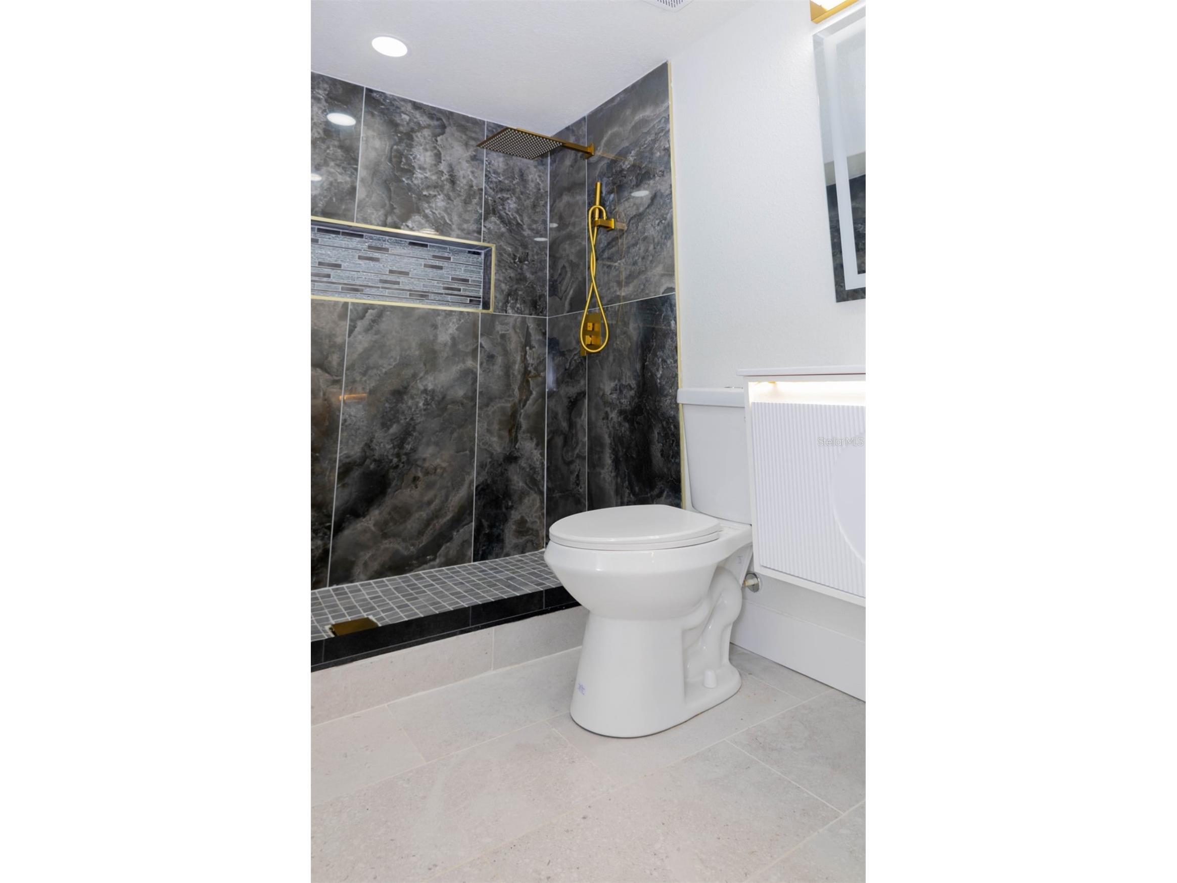 8709 Marlin Court Tampa FL 33634 TB8465823 image17