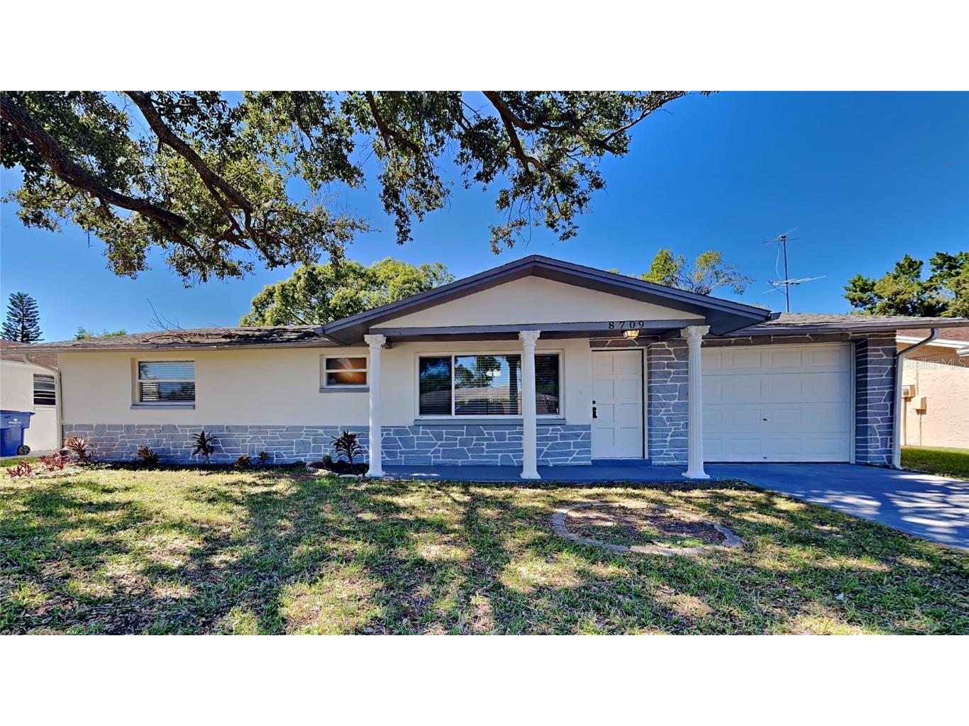 8709 Robilina Road Port Richey FL 34668 TB8313856 image1