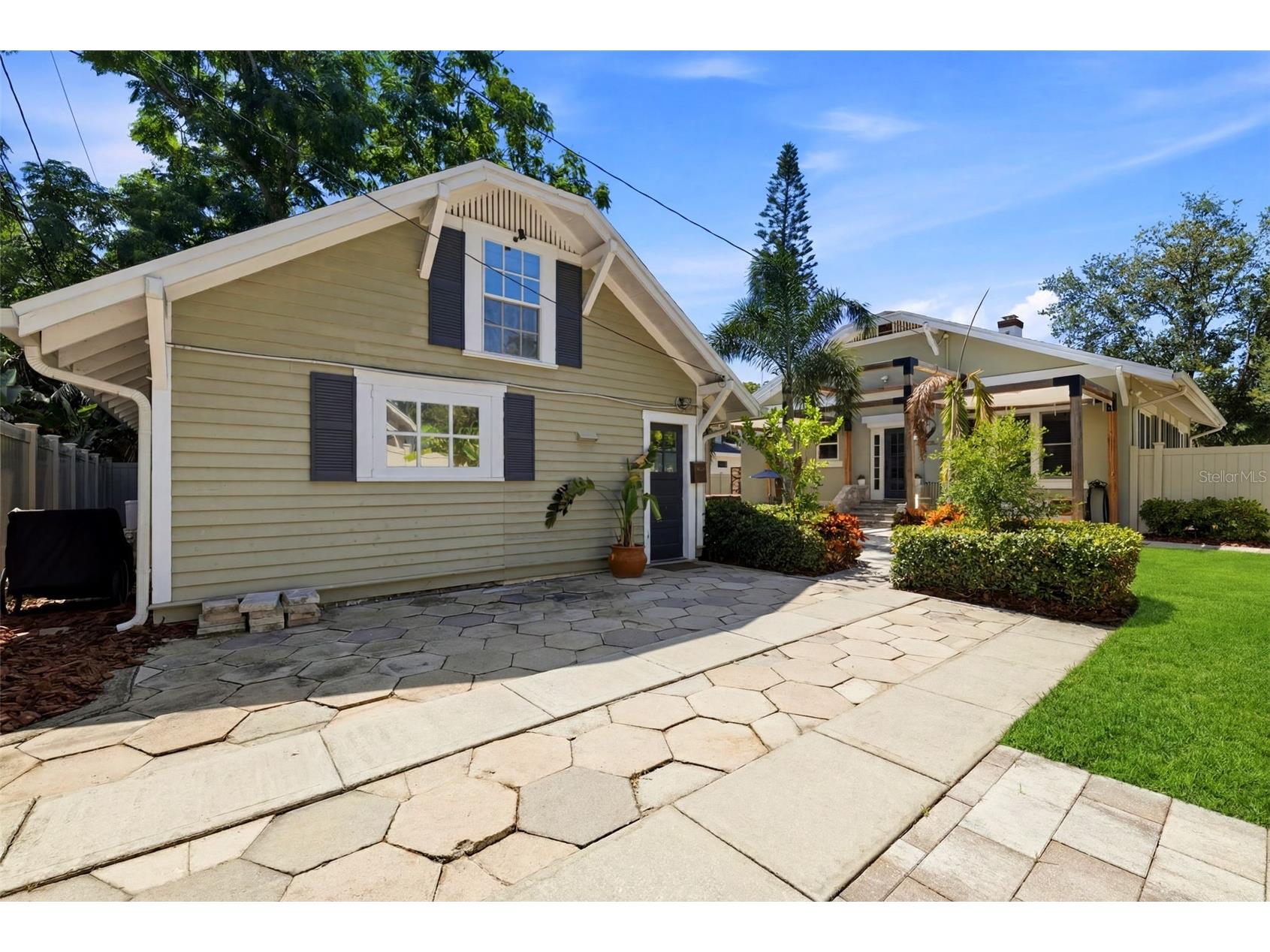 871 17th Avenue N Saint Petersburg FL 33704 TB8522151 image28