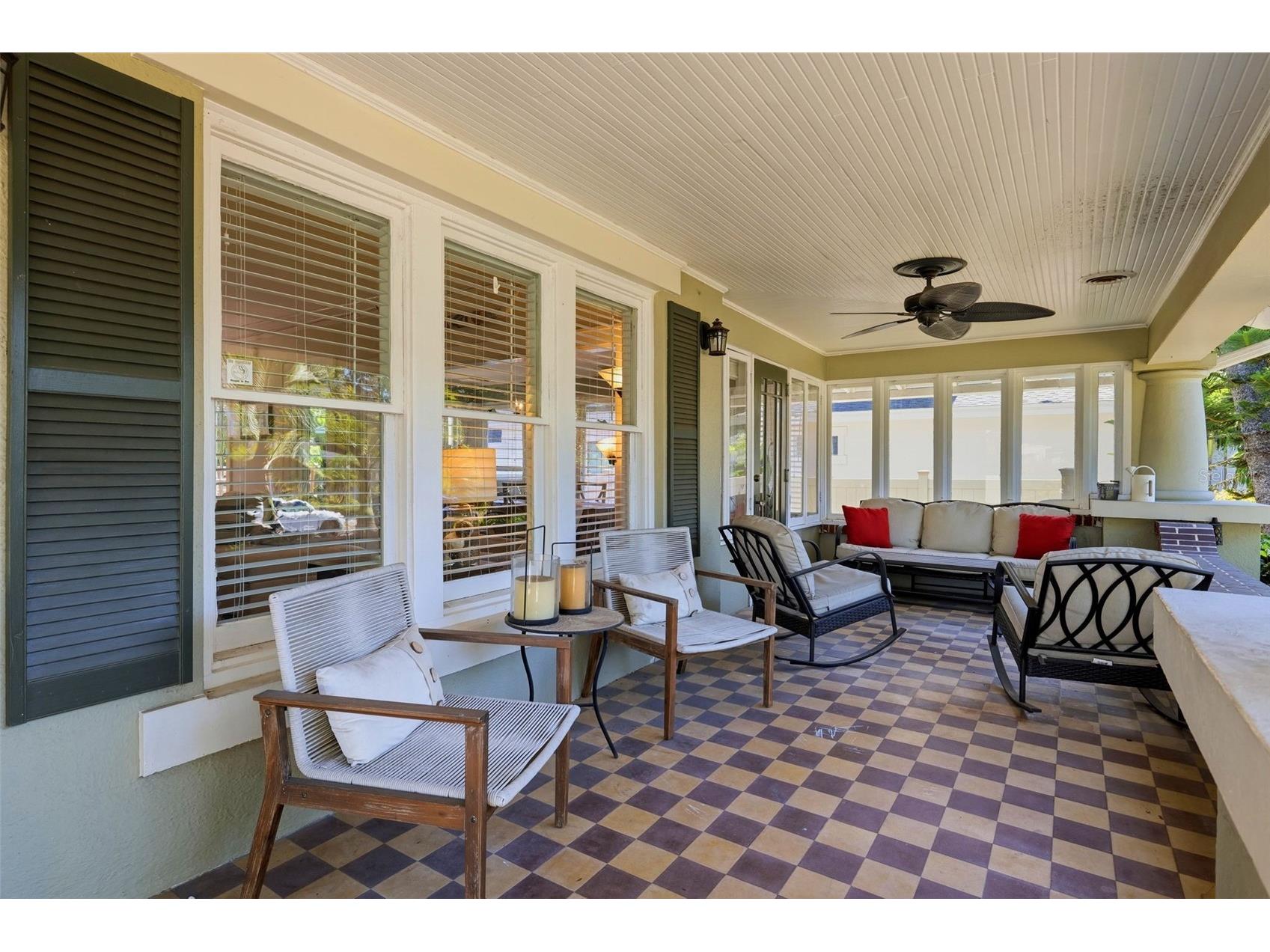 871 17th Avenue N Saint Petersburg FL 33704 TB8522151 image3