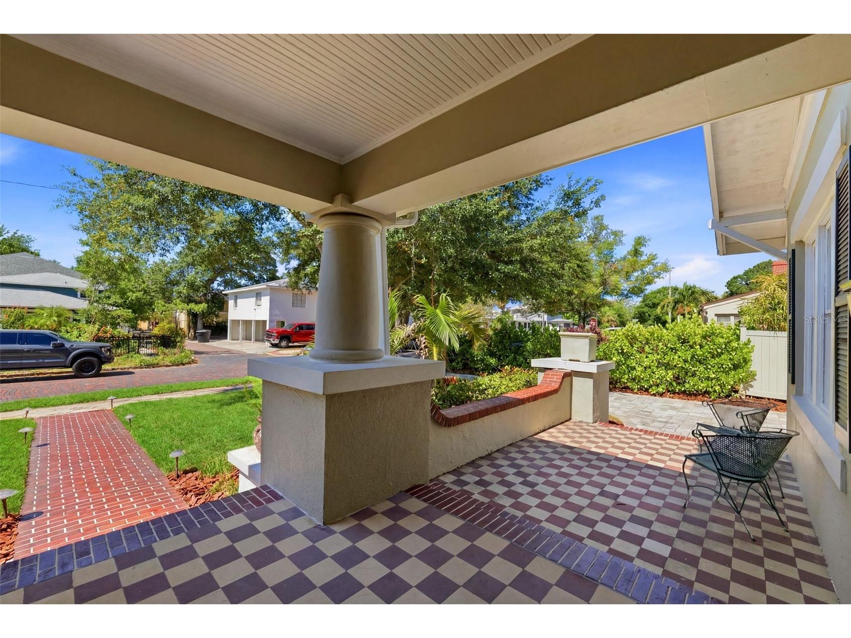 871 17th Avenue N Saint Petersburg FL 33704 TB8522151 image4