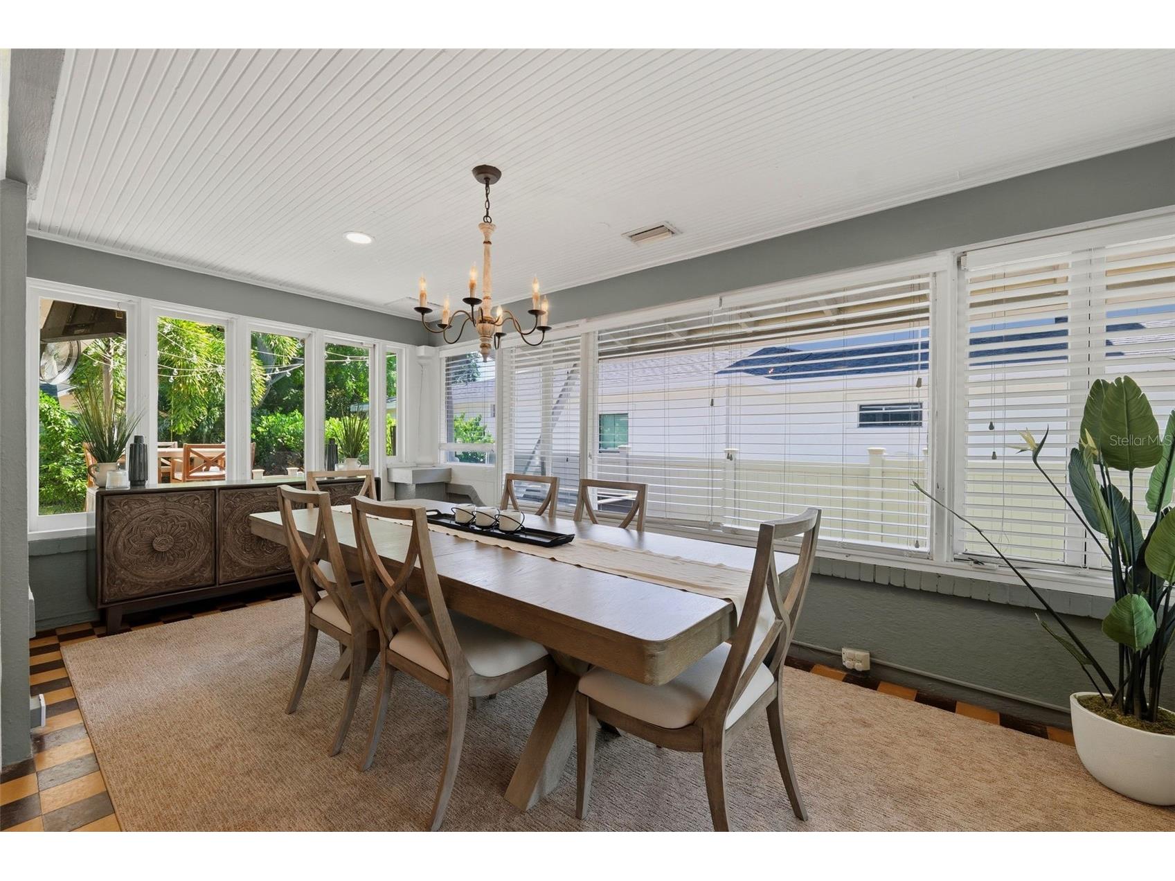 871 17th Avenue N Saint Petersburg FL 33704 TB8522151 image8