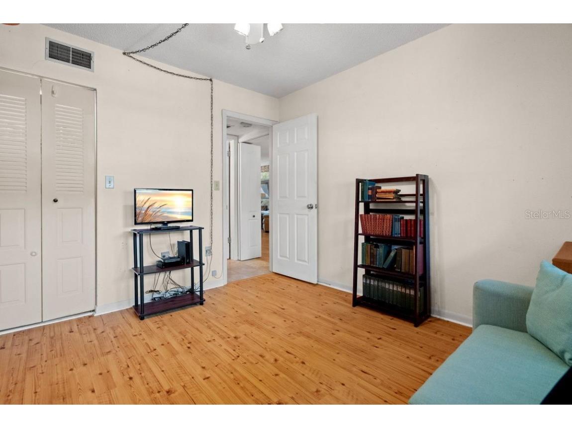 871 New York Avenue #307 Dunedin FL 34698 TB8458337 image20