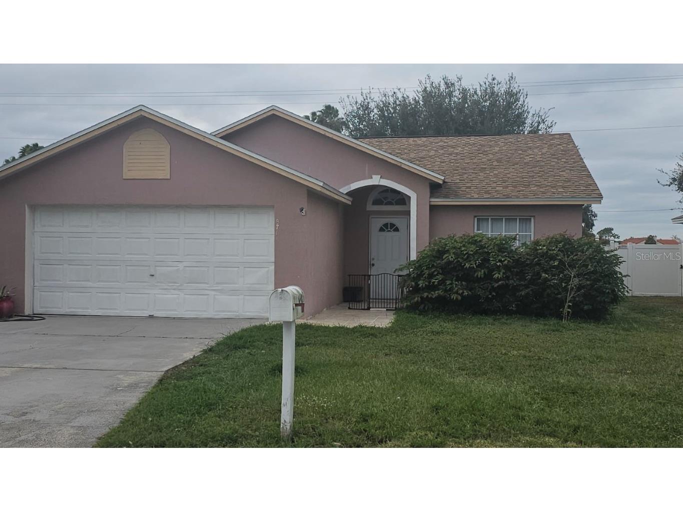 871 Reflections Loop E Winter Haven FL 33884 O6367947 image1