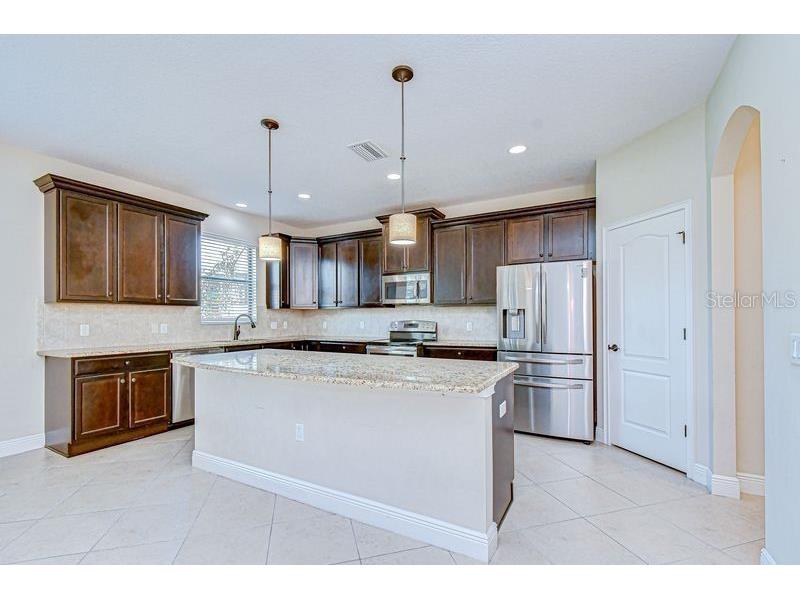 871 Vino Verde Circle Brandon FL 33511 TB8487086 image19
