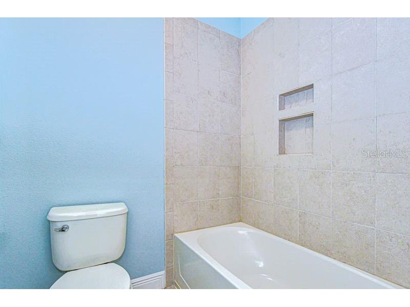871 Vino Verde Circle Brandon FL 33511 TB8487086 image27