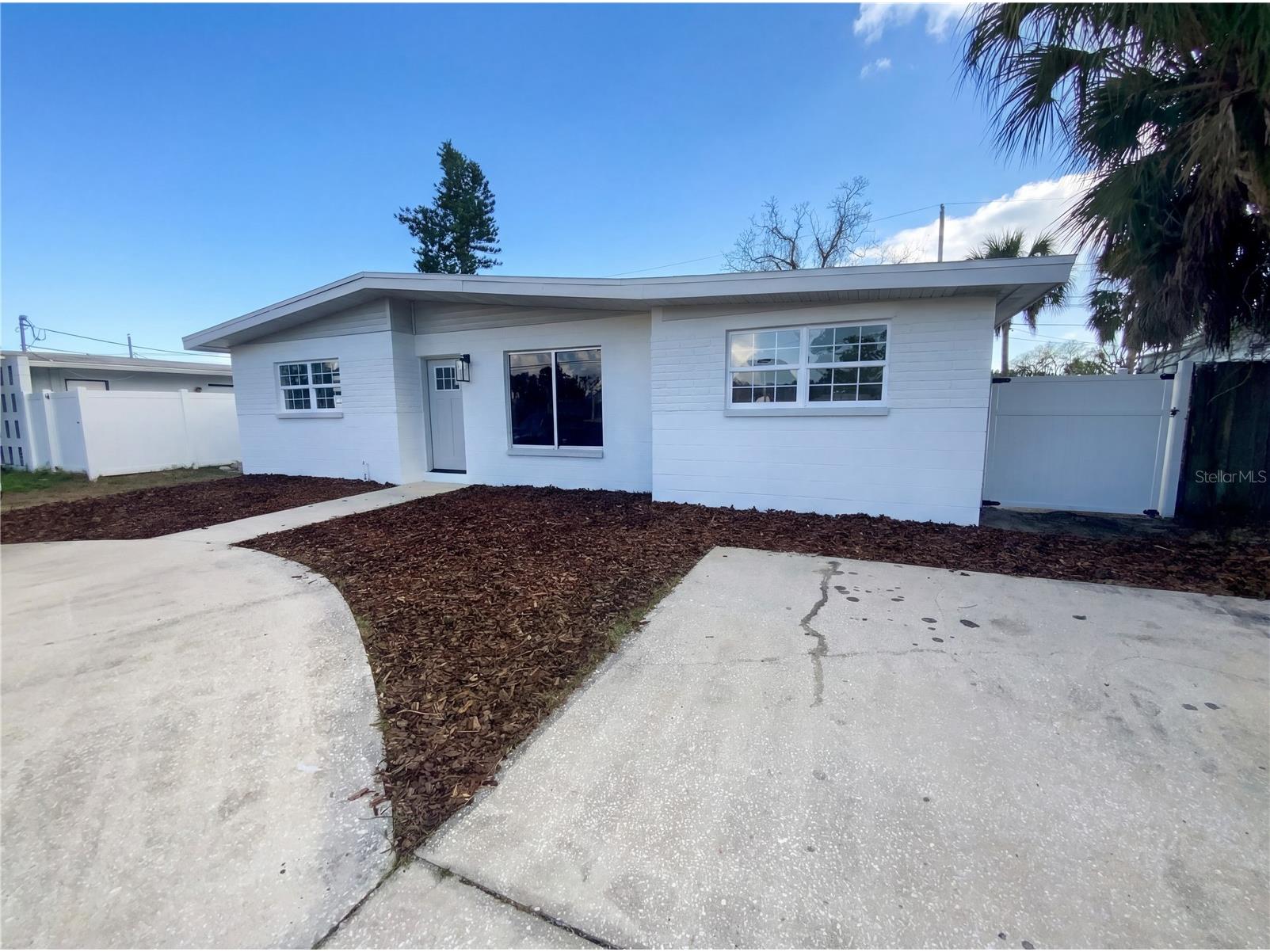 8710 94th Avenue Seminole FL 33777 O6388183 image1