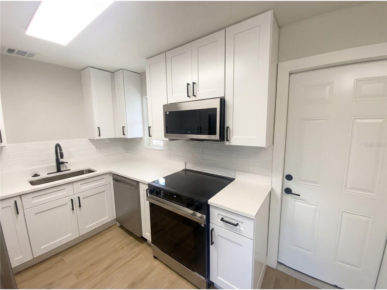 8710 94th Avenue Seminole FL 33777 O6388183 image15