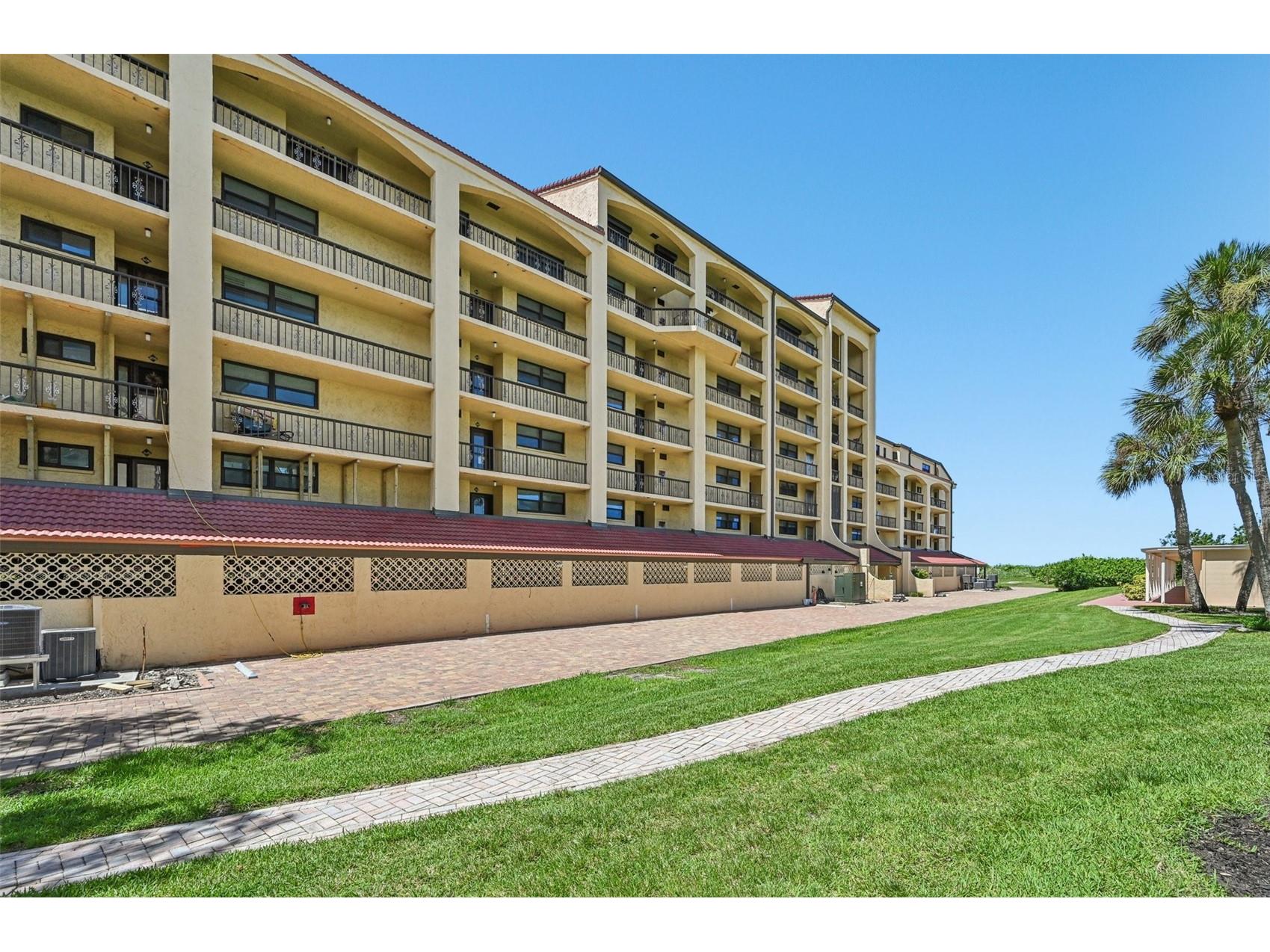 8710 Midnight Pass Road #203B Sarasota FL 34242 - GULF OF MEXICO A4688439 image4