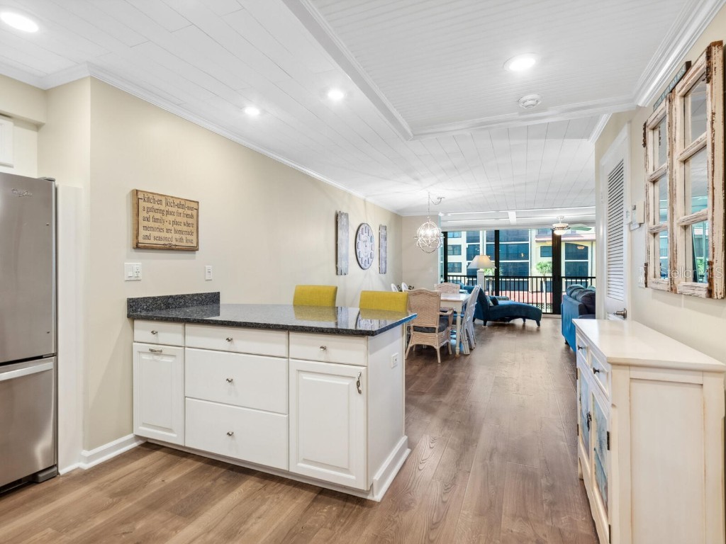 8710 Midnight Pass Road #205 Sarasota FL 34242 - GULF OF MEXICO A4656527 image5