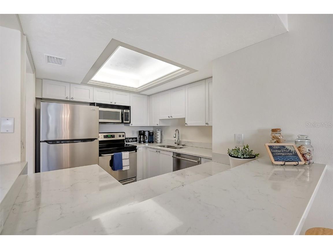 8710 Midnight Pass Road #405 Sarasota FL 34242 A4667487 image24