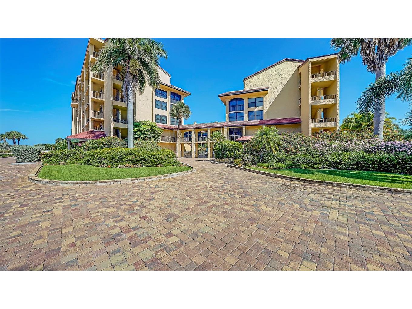 8710 Midnight Pass Road #405 Sarasota FL 34242 A4667487 image4