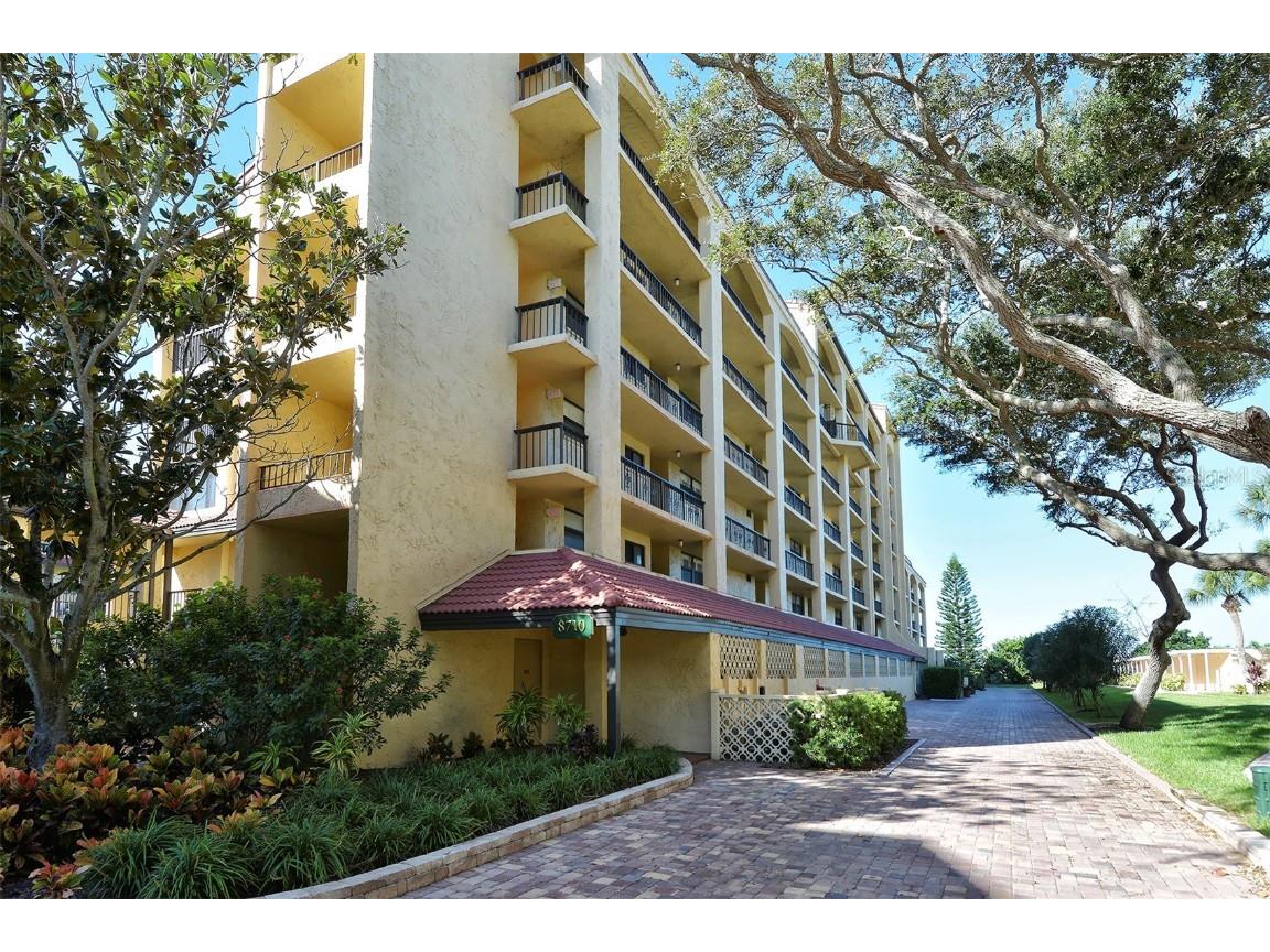 8710 Midnight Pass Road #405 Sarasota FL 34242 A4667487 image5