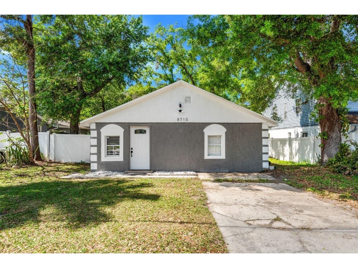 8710 N Tangerine Place Tampa FL 33617 T3513125 image1