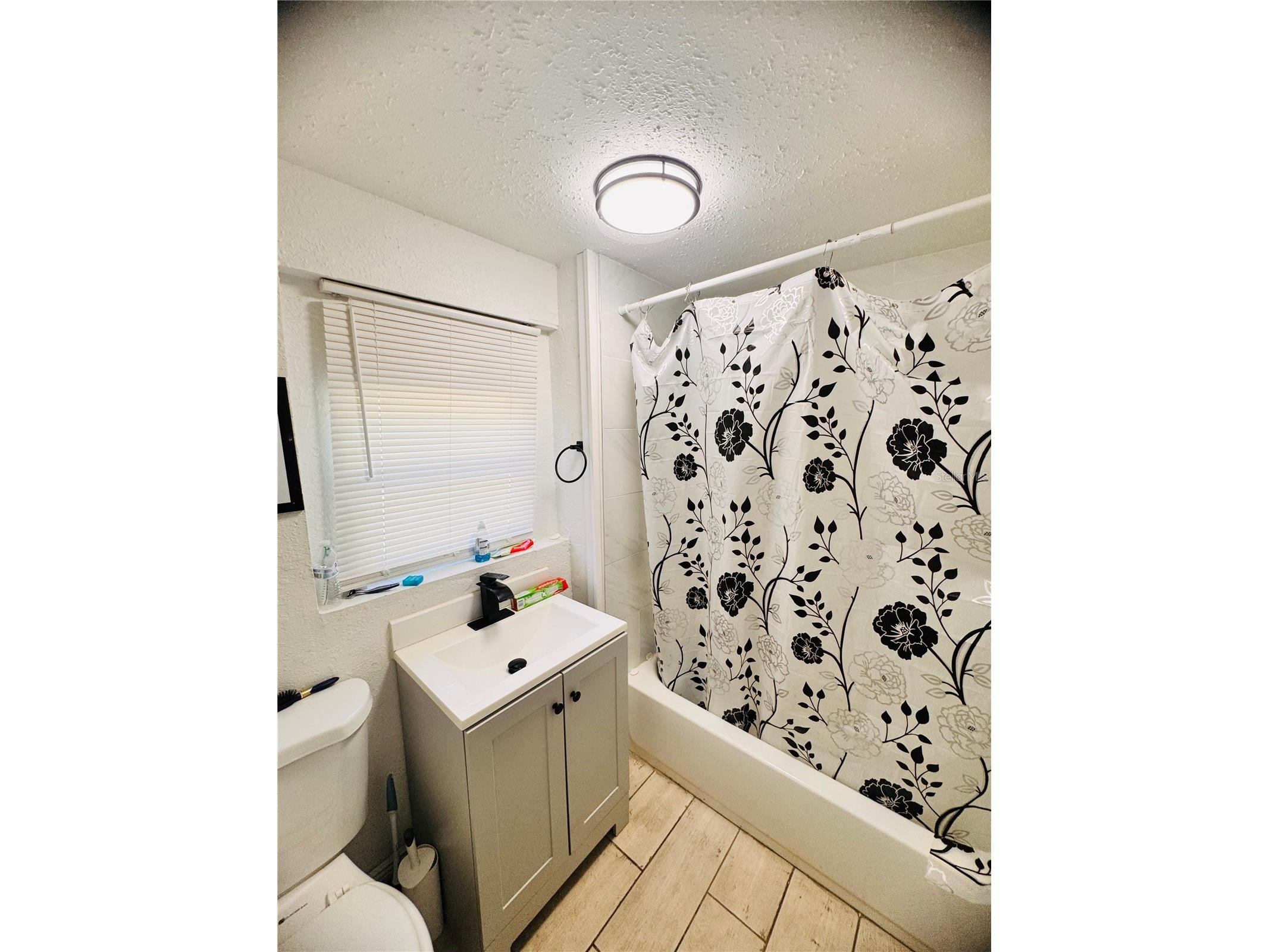 8710 N Tangerine Place Tampa FL 33617 TB8506529 image9