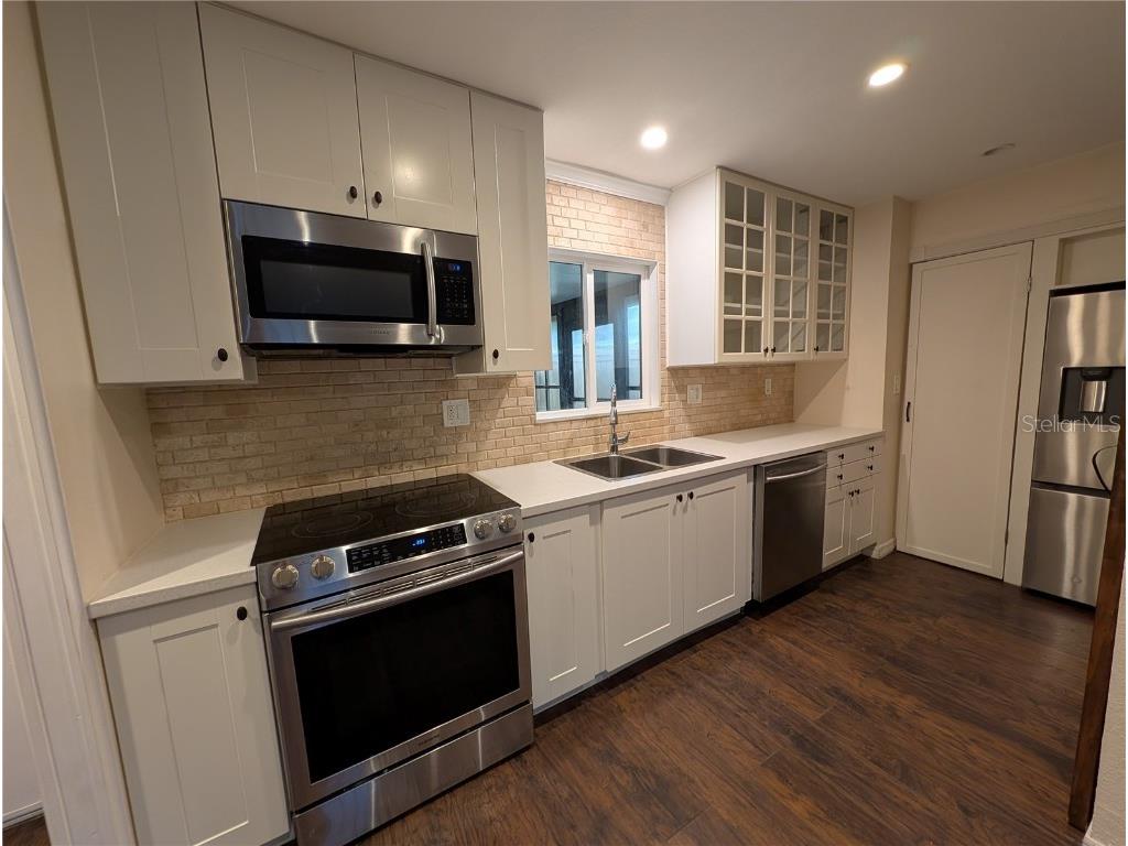 8710 Plum Lane Temple Terrace FL 33637 TB8422682 image3