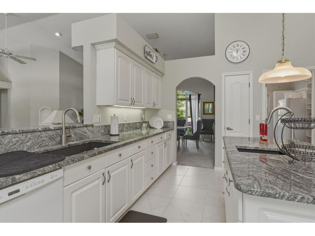 8710 SW 190th Circle Dunnellon FL 34432 - RAINBOW RIVER OM723276 image11