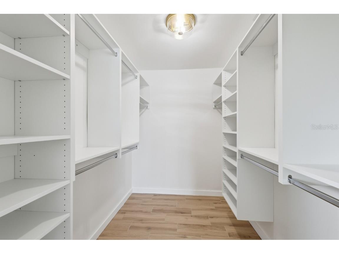 8711 51st Avenue W Bradenton FL 34210 A4669928 image17