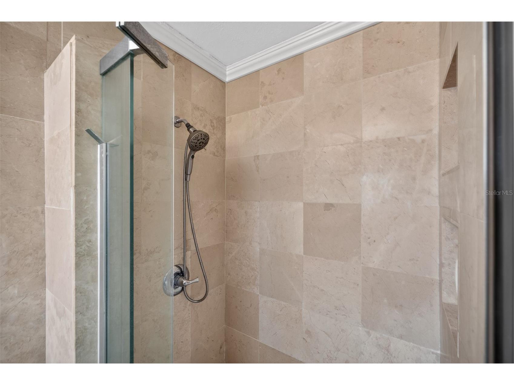 8711 Bay Crest Lane Tampa FL 33615 TB8484861 image15