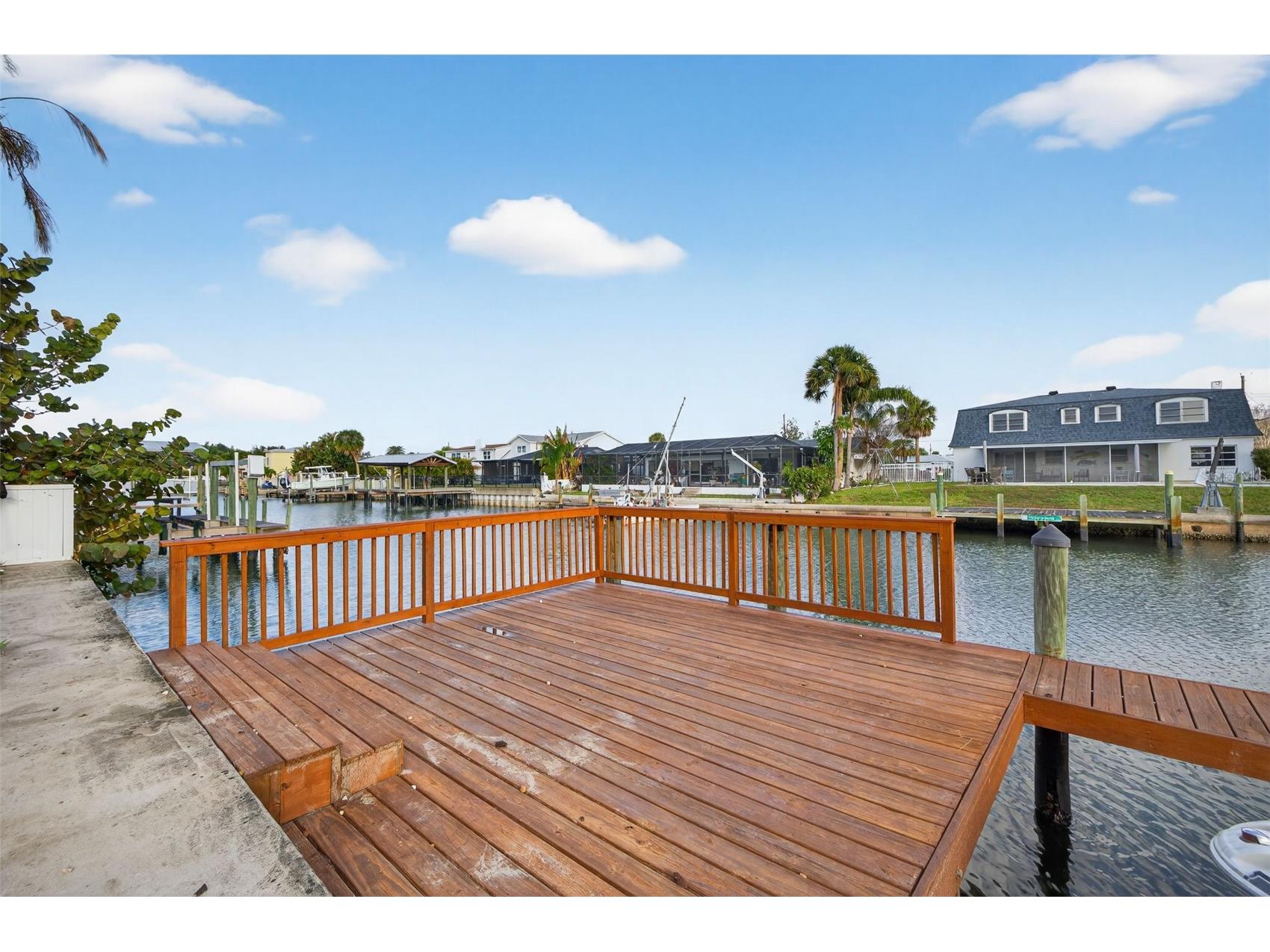 8711 Bay Crest Lane Tampa FL 33615 TB8484861 image30