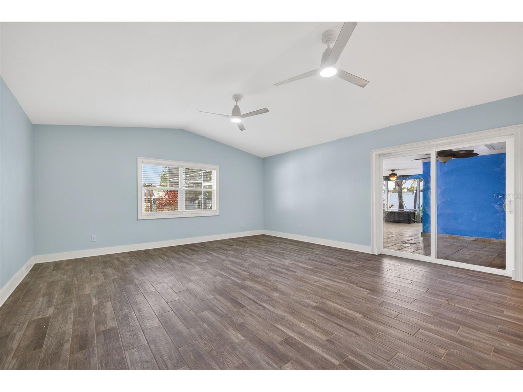 8711 Bay Crest Lane Tampa FL 33615 TB8484861 image36