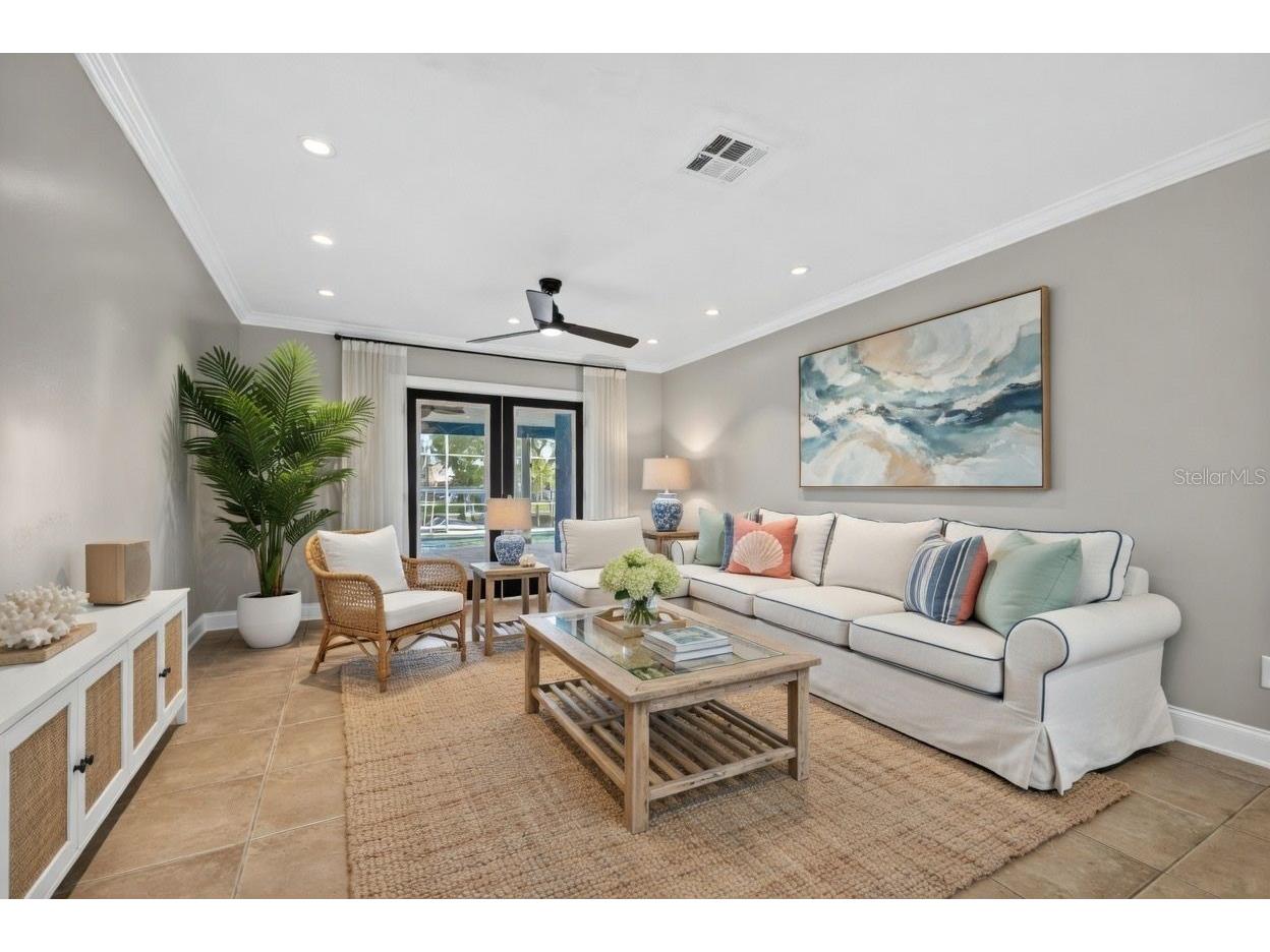 8711 Bay Crest Lane Tampa FL 33615 TB8484861 image4