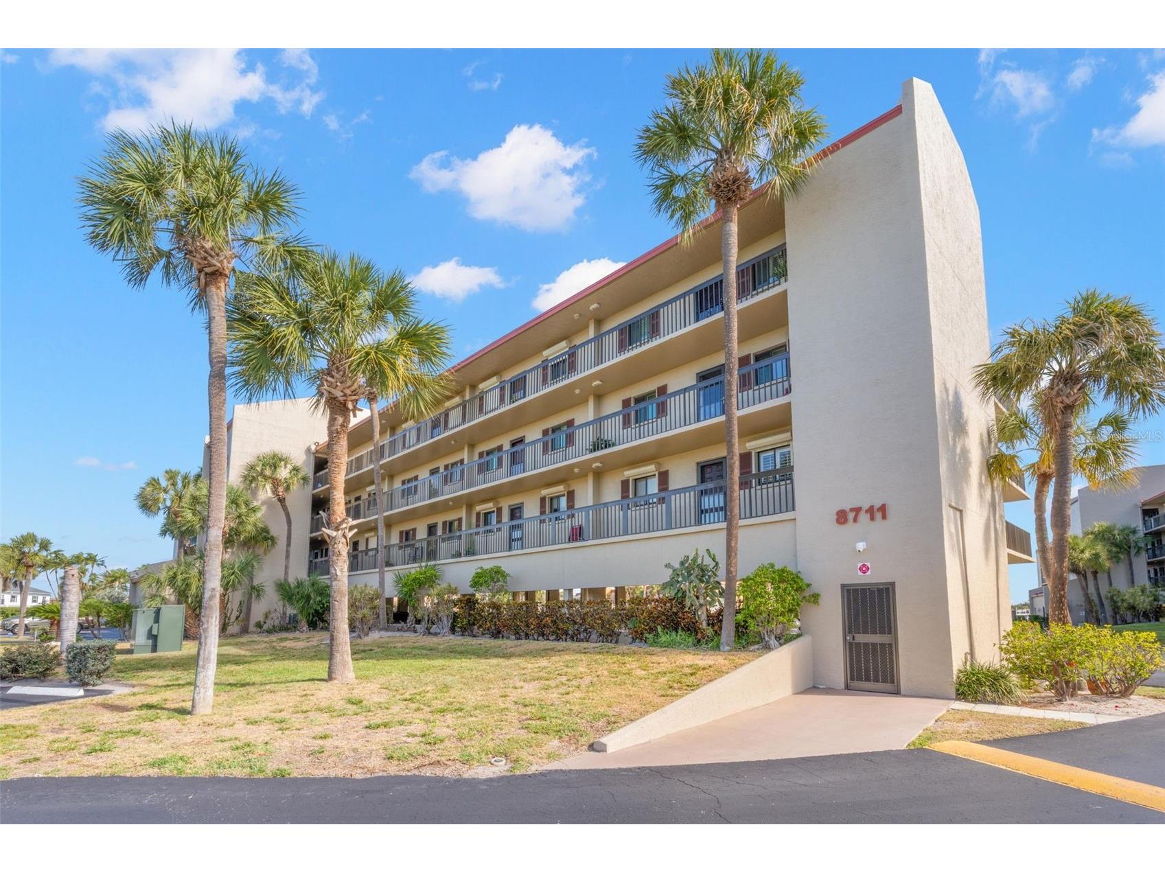 8711 Blind Pass Road #104A Saint Petersburg FL 33706 TB8499299 image2