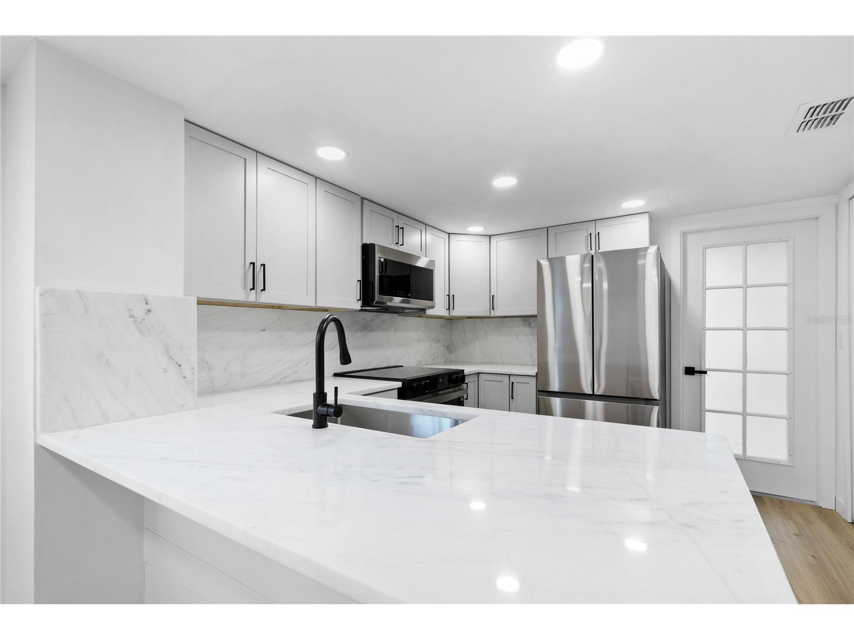 8711 Cobbler Place Tampa FL 33615 TB8529979 image11