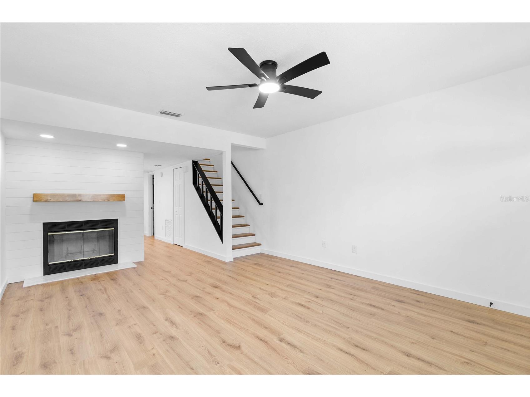 8711 Cobbler Place Tampa FL 33615 TB8529979 image6