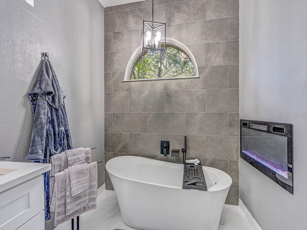 8711 Crescent Forest Boulevard New Port Richey FL 34654 TB8474866 image24