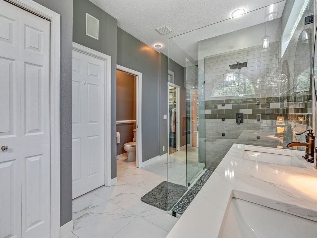 8711 Crescent Forest Boulevard New Port Richey FL 34654 TB8474866 image28