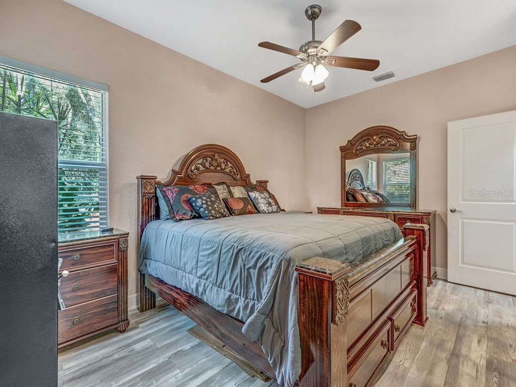 8711 Crescent Forest Boulevard New Port Richey FL 34654 TB8474866 image38