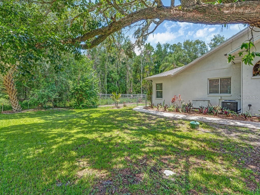 8711 Crescent Forest Boulevard New Port Richey FL 34654 TB8474866 image54