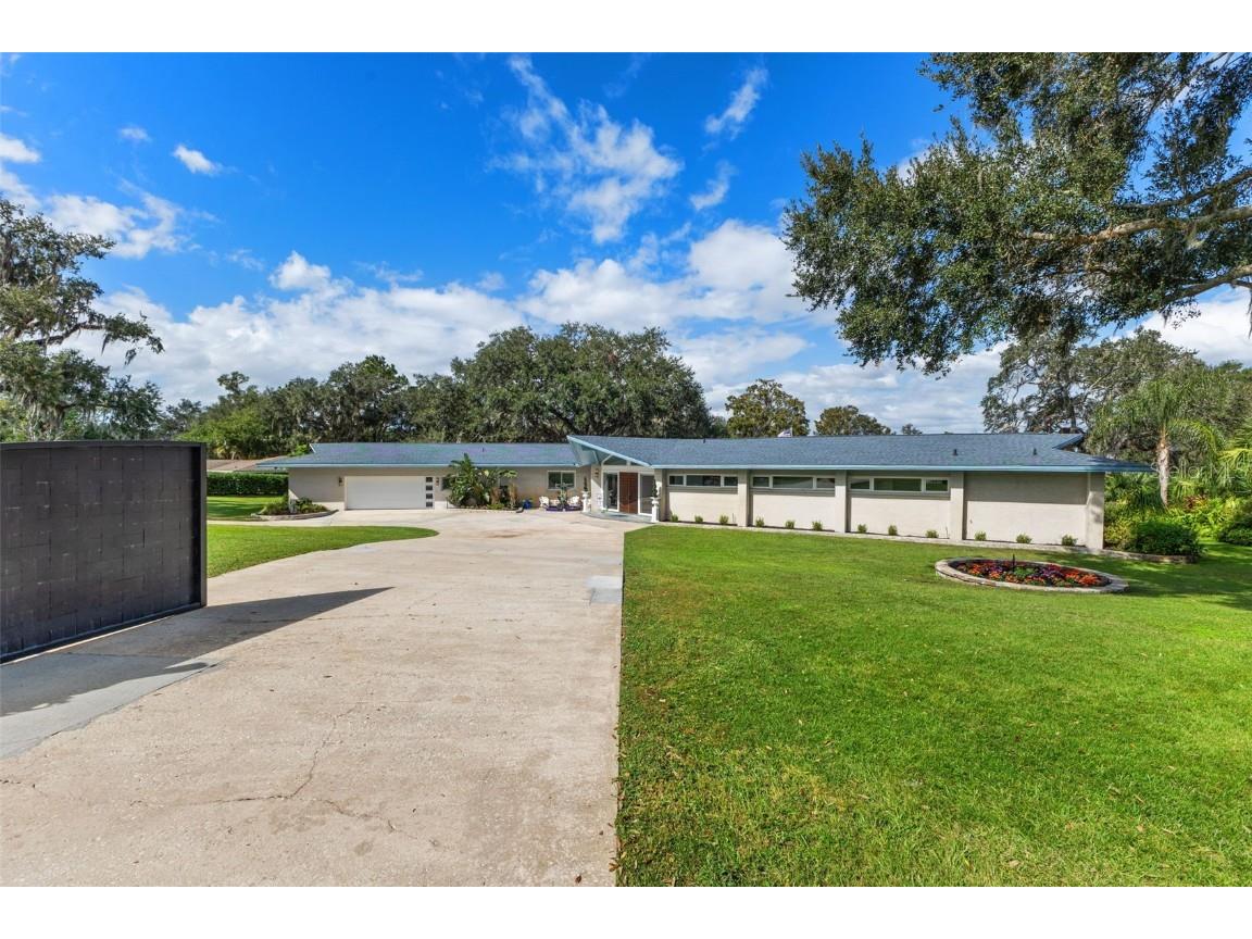 8711 E Cresco Lane Inverness FL 34450 TB8319110 image2