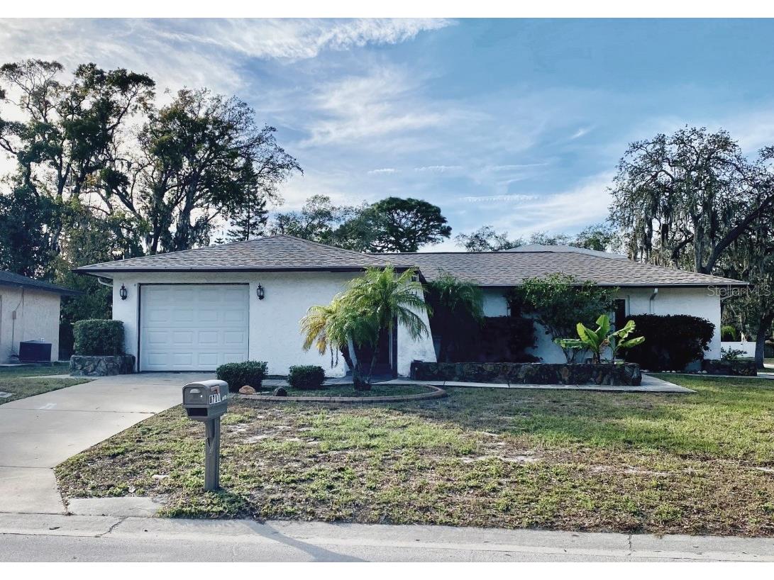 8711 Forest Lake Drive Port Richey FL 34668 T3489199 image1