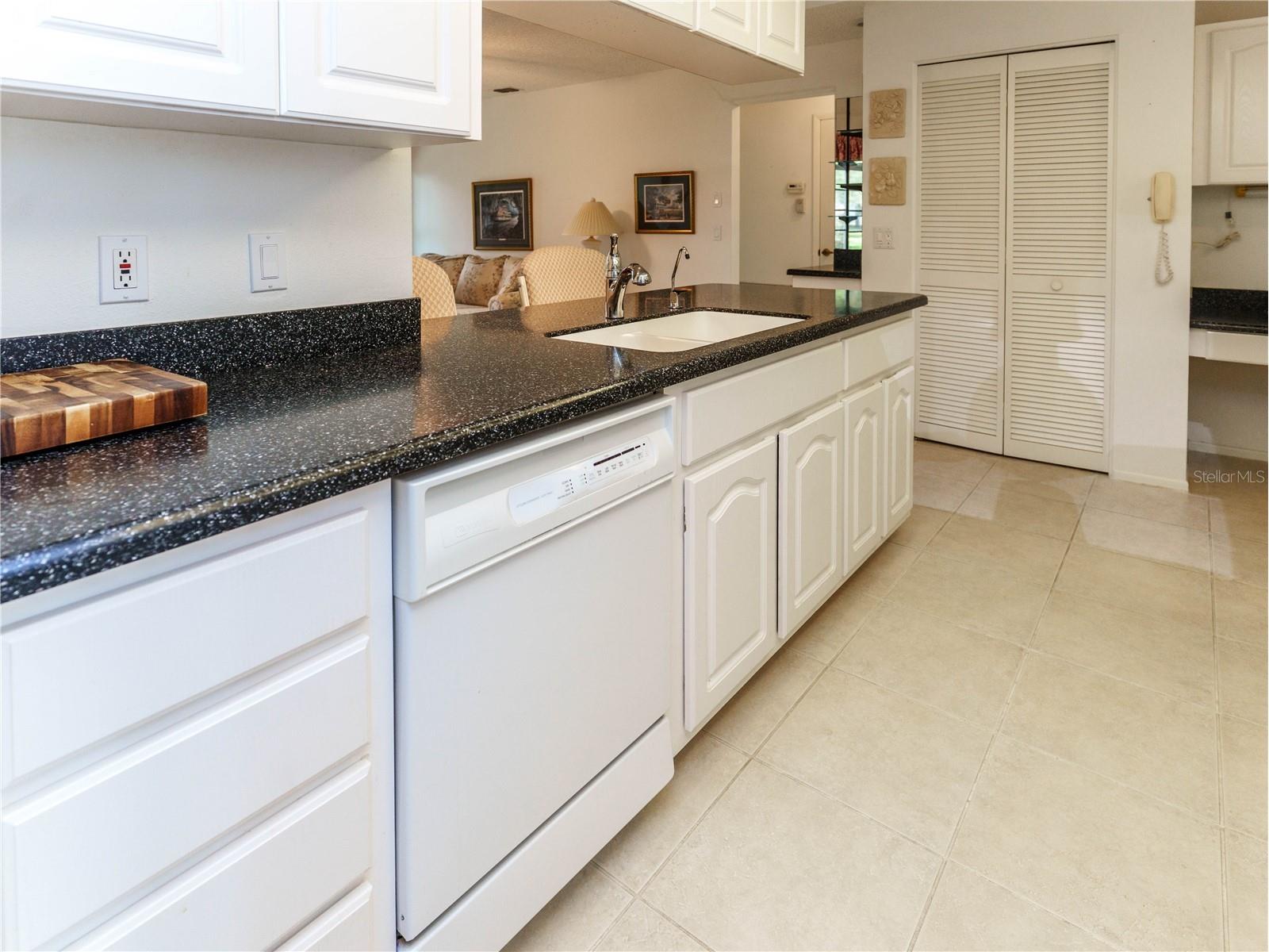 8711 Gold Pine Dr Port Richey FL 34668 W7884417 image12