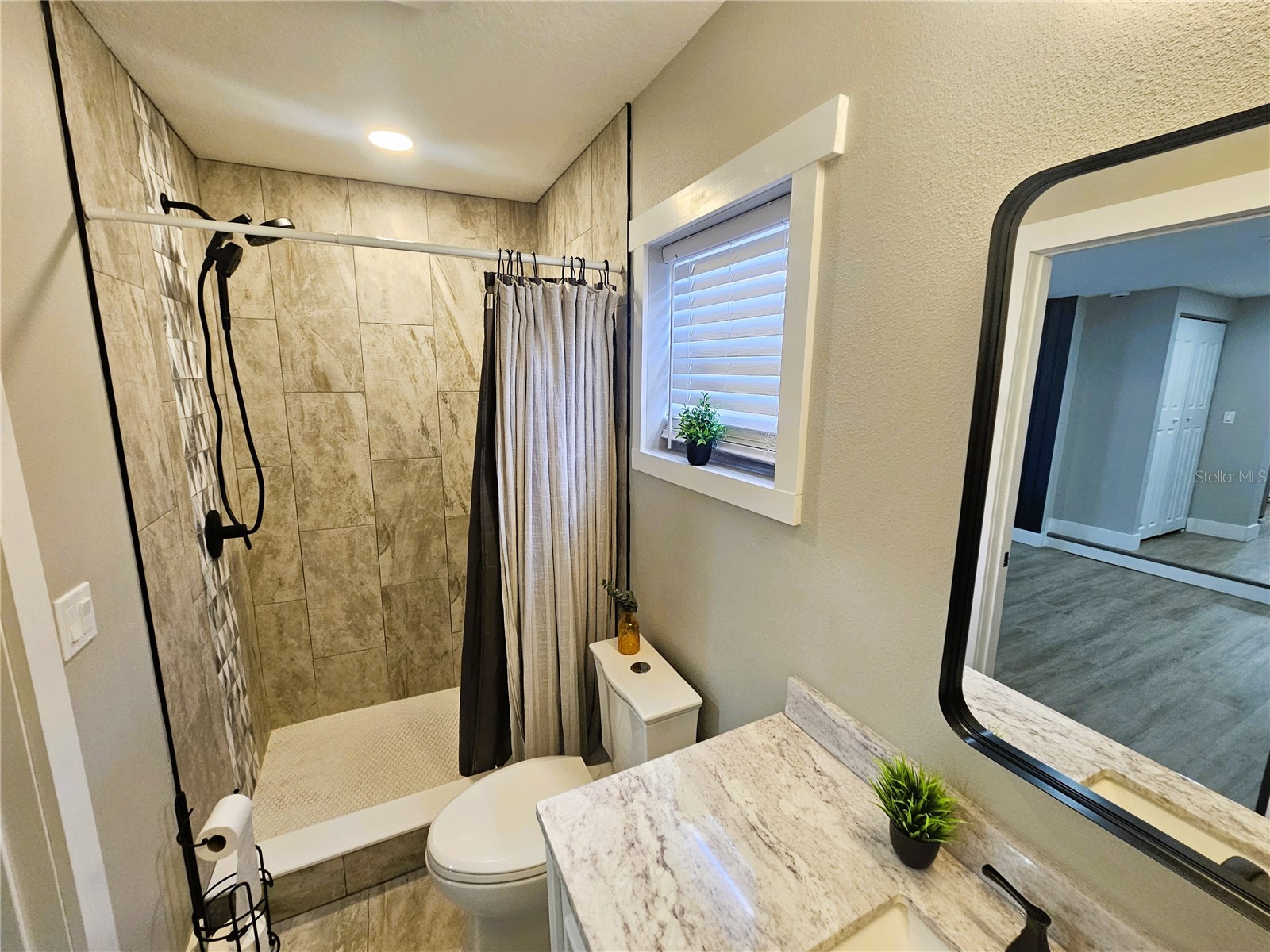 8711 N Wick Place Tampa FL 33604 TB8482966 image18