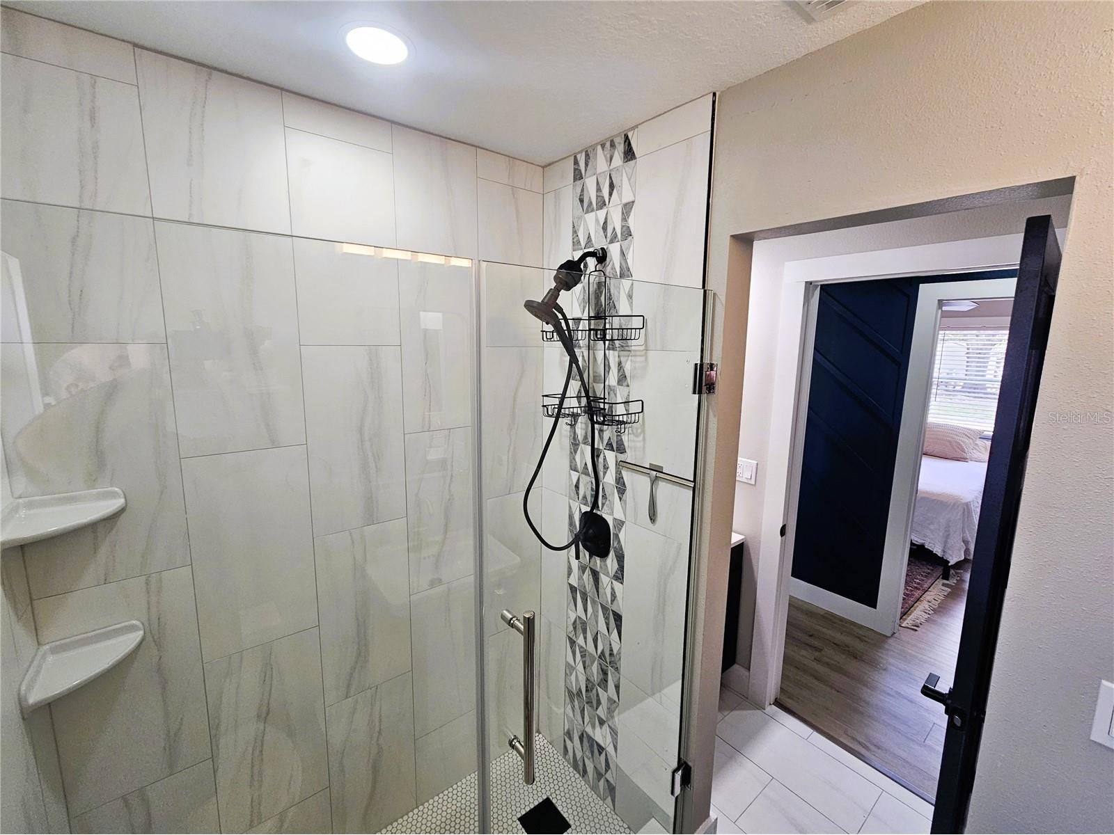 8711 N Wick Place Tampa FL 33604 TB8482966 image28