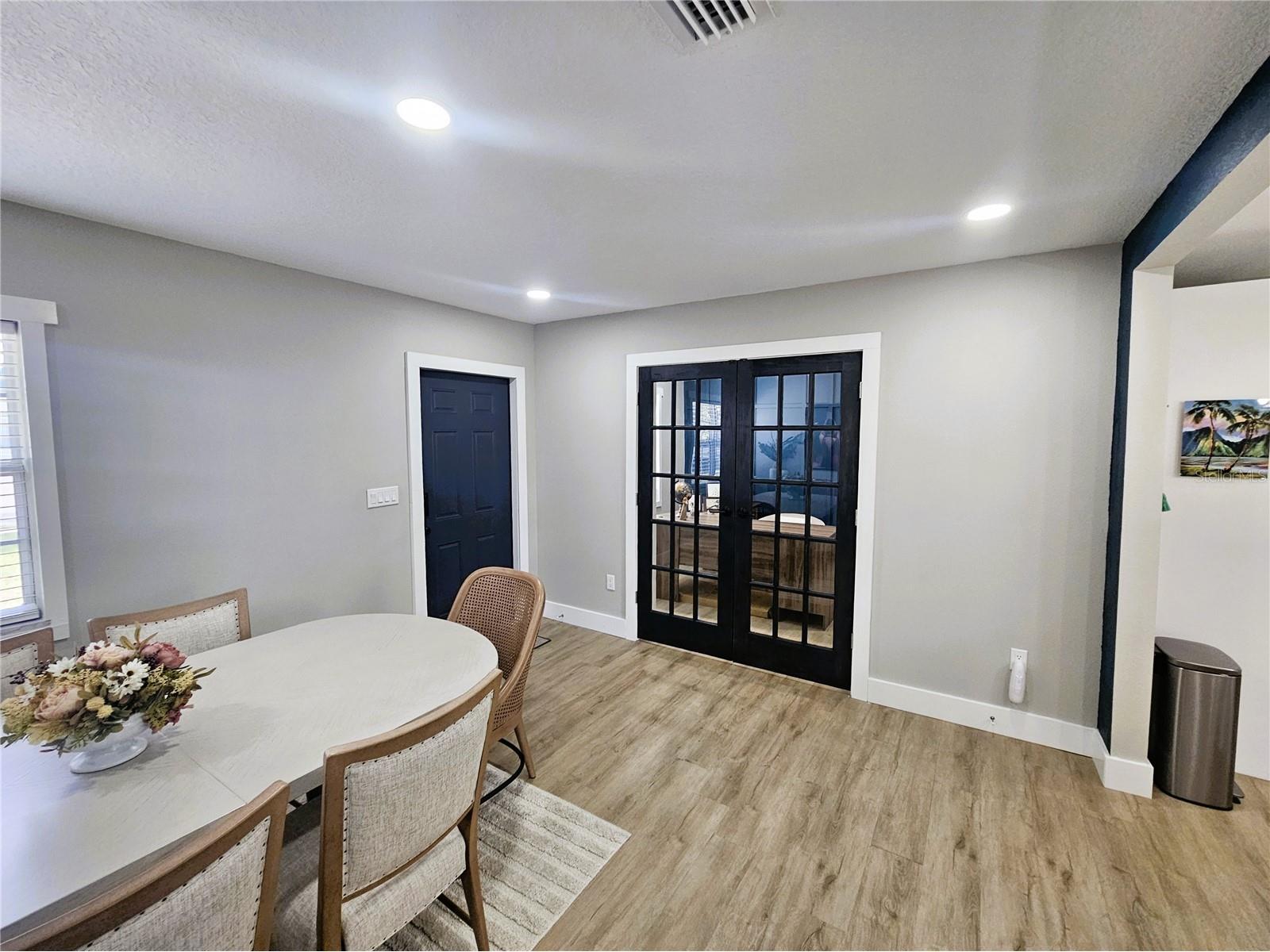 8711 N Wick Place Tampa FL 33604 TB8482966 image3