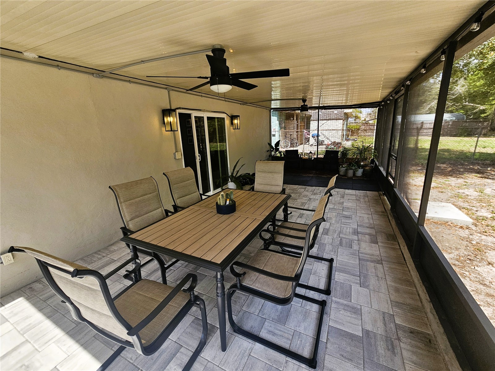 8711 N Wick Place Tampa FL 33604 TB8482966 image35