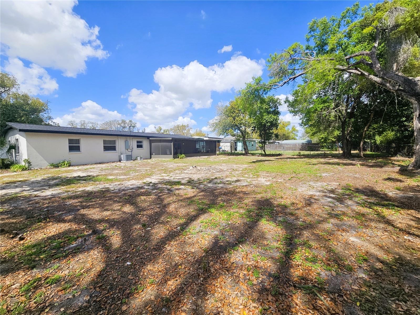 8711 N Wick Place Tampa FL 33604 TB8482966 image40