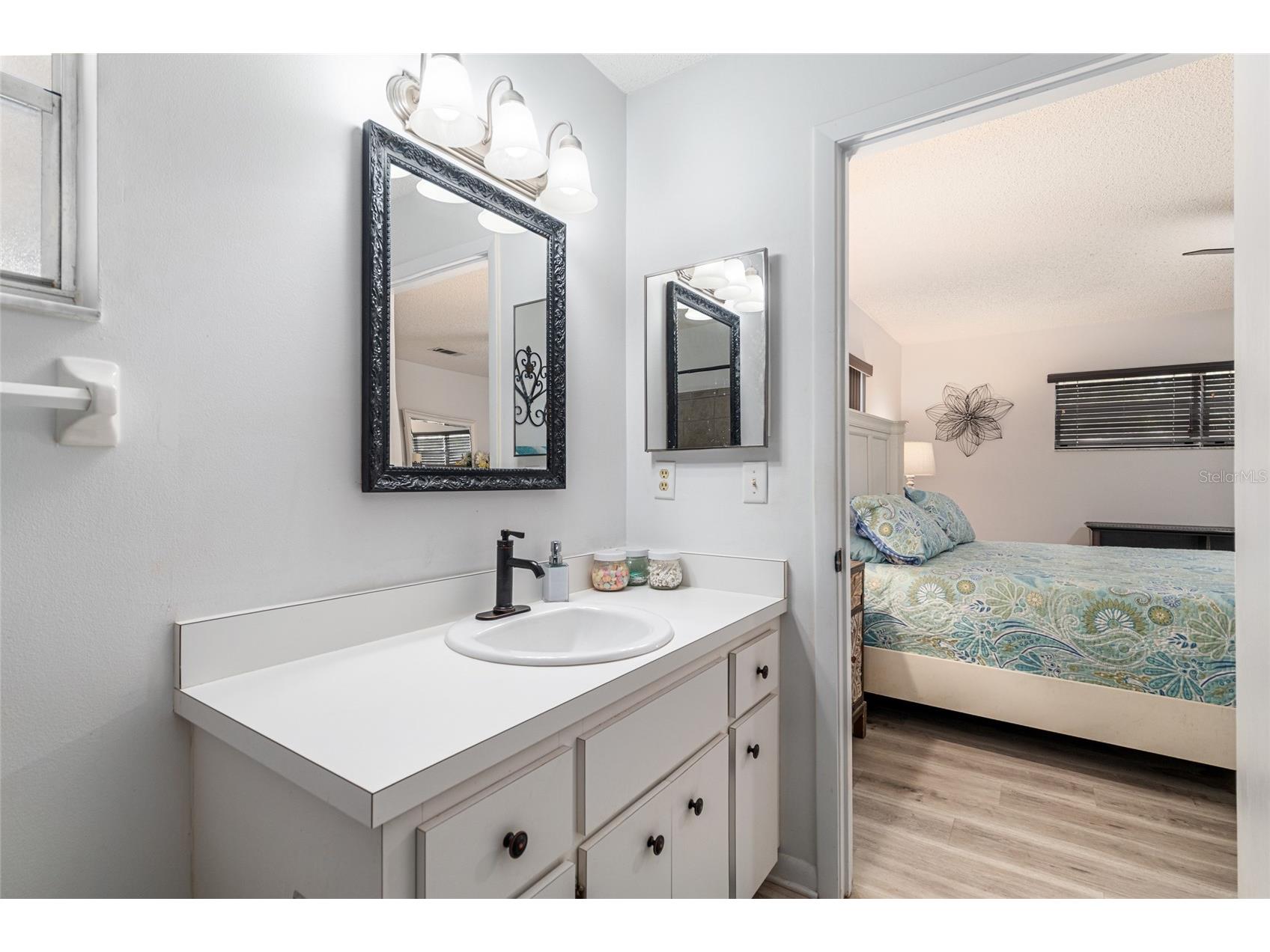 8711 SW 92nd Place #D Ocala FL 34481 OM717914 image44