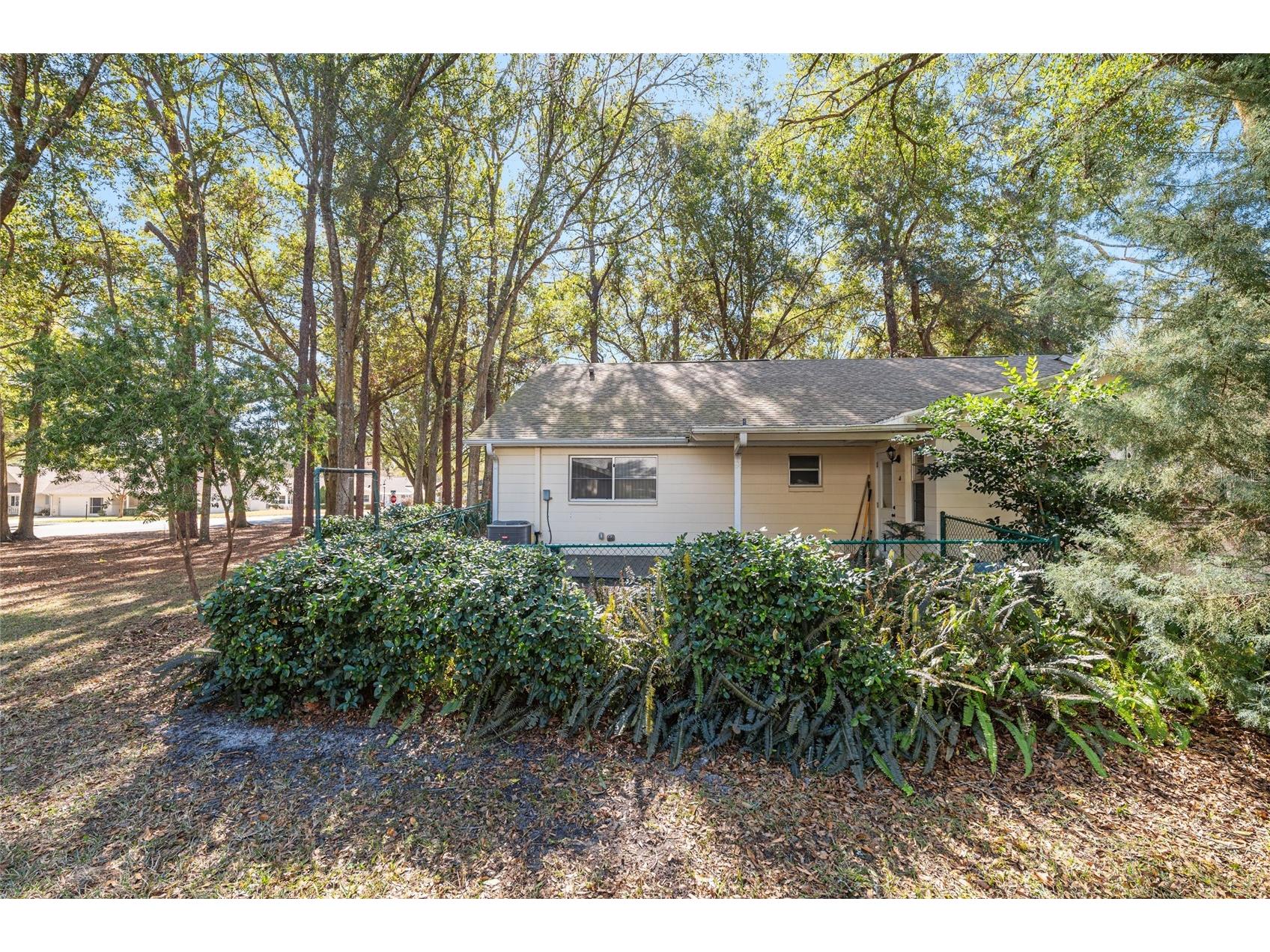 8711 SW 92nd Place #D Ocala FL 34481 OM717914 image56