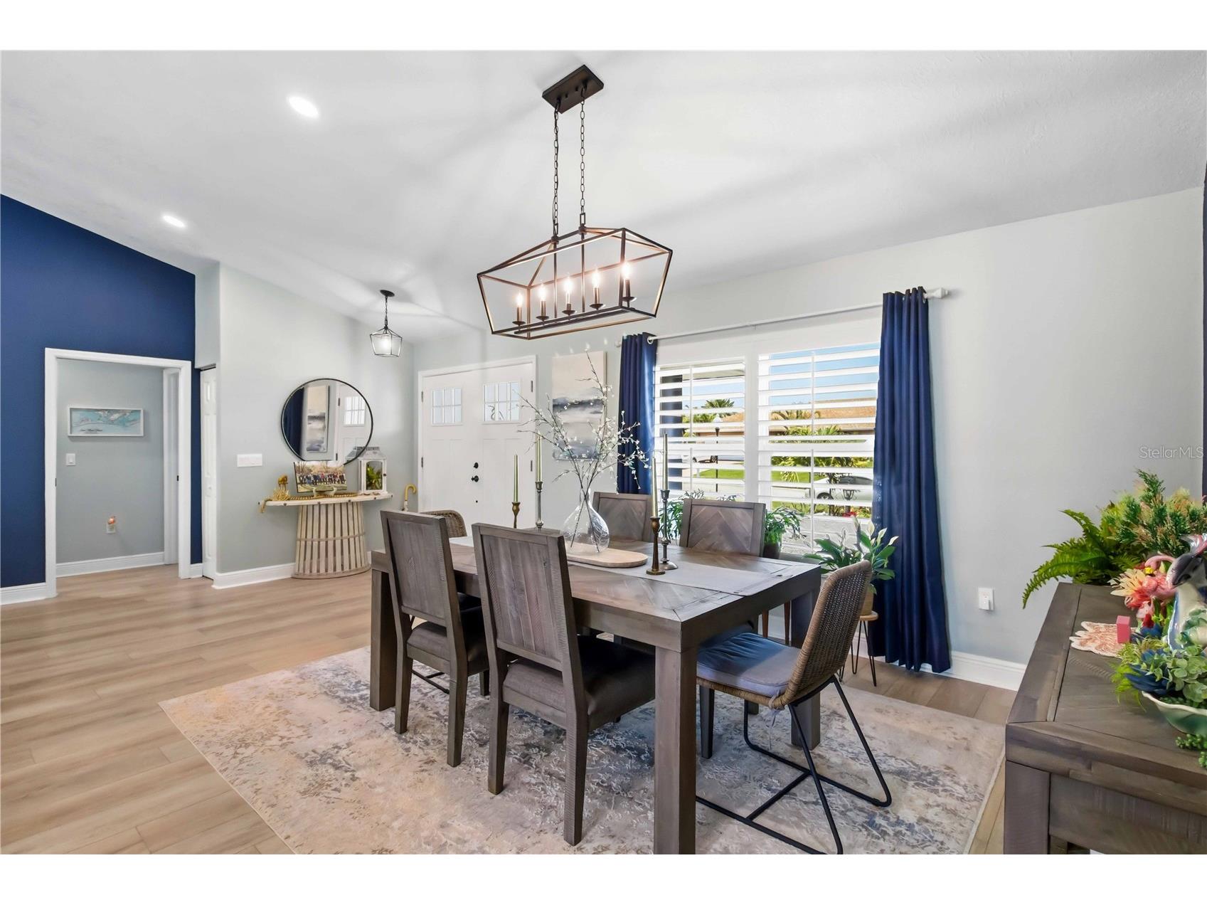 8712 53rd Avenue W Bradenton FL 34210 A4692618 image15