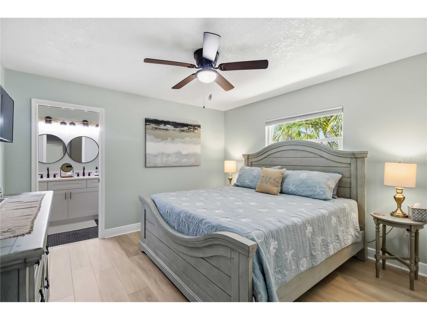 8712 53rd Avenue W Bradenton FL 34210 A4692618 image30