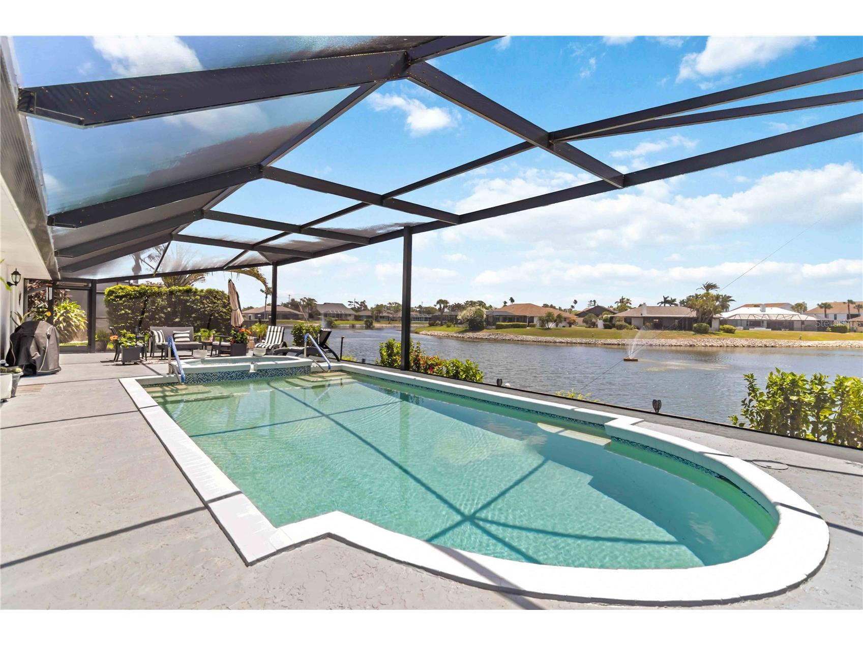 8712 53rd Avenue W Bradenton FL 34210 A4692618 image42