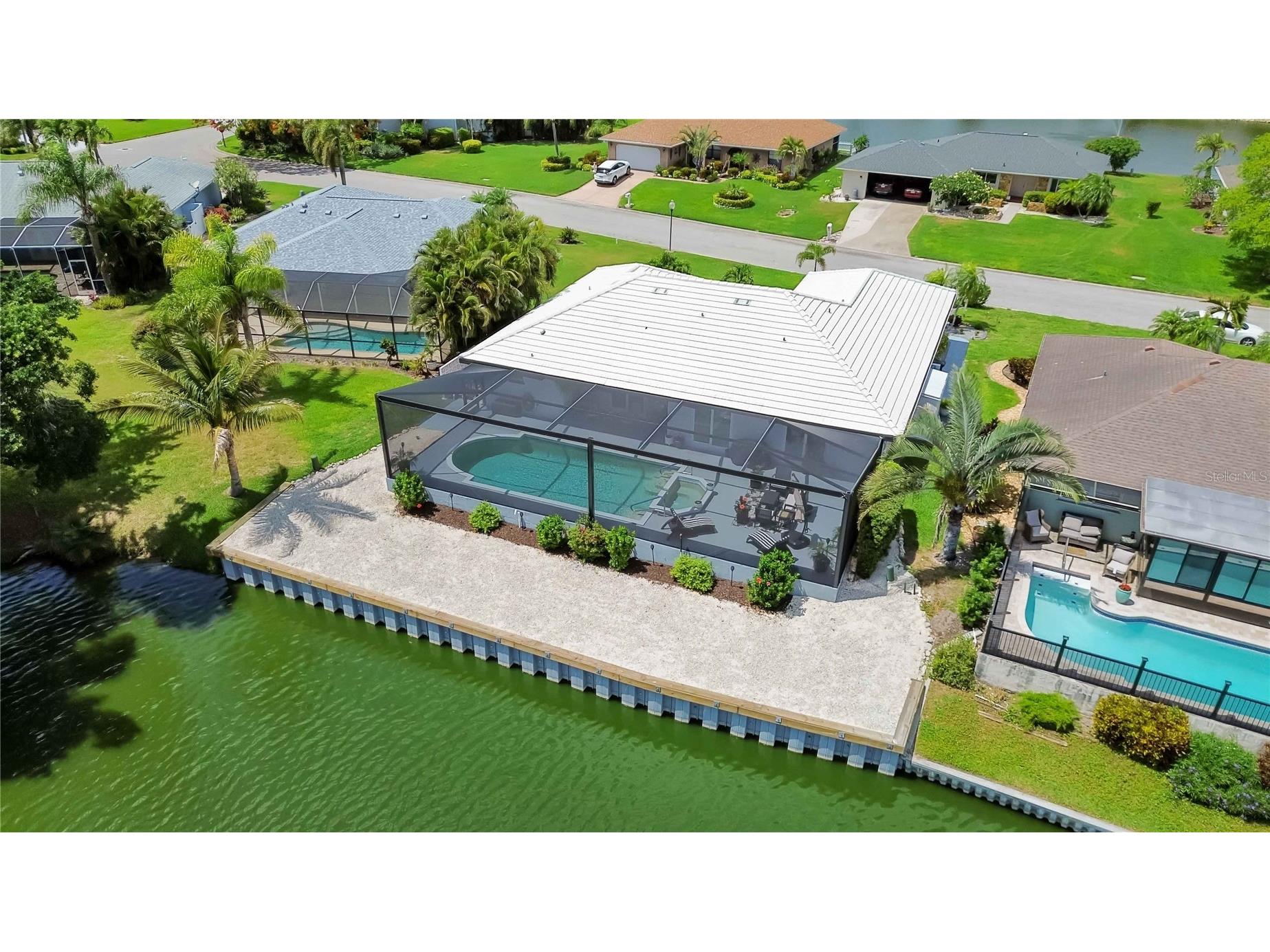 8712 53rd Avenue W Bradenton FL 34210 A4692618 image5