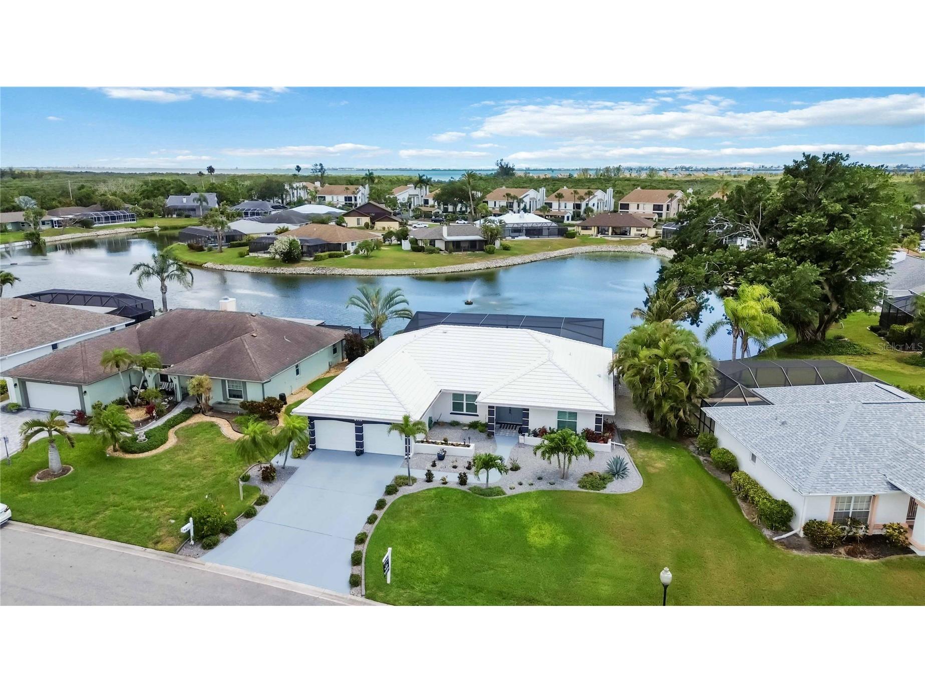 8712 53rd Avenue W Bradenton FL 34210 A4692618 image56