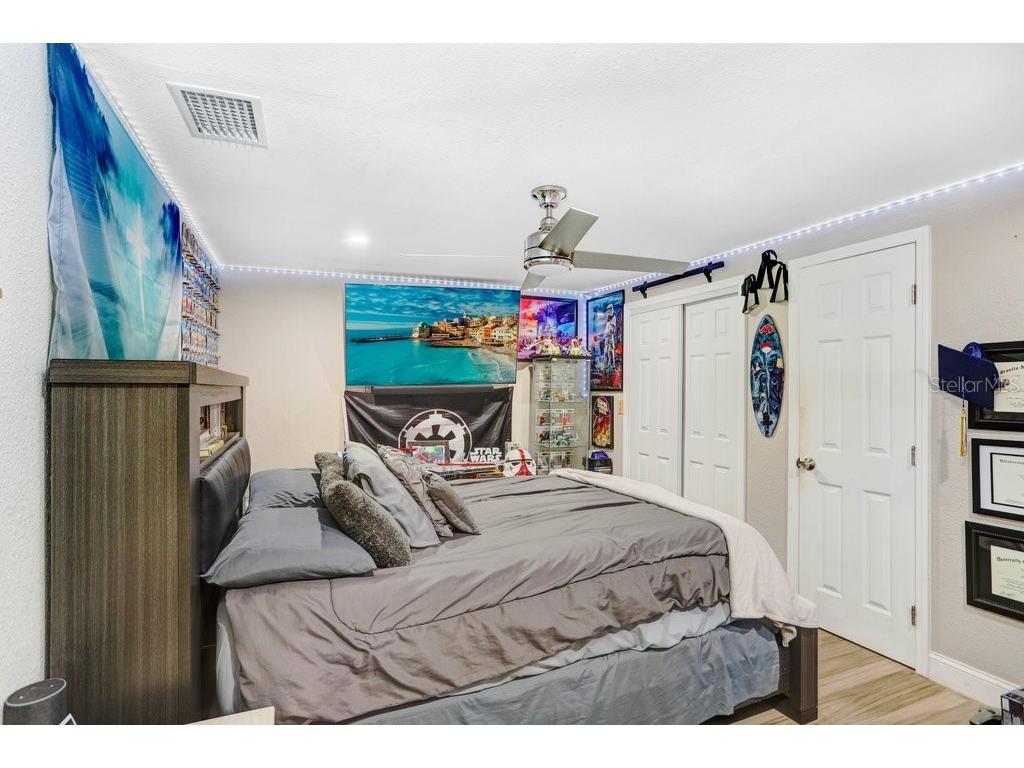 8712 Fountain Avenue Tampa FL 33615 TB8424245 image22